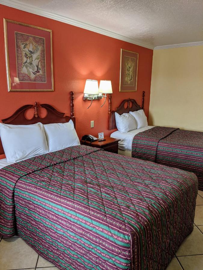 Lake Houmas Inn Екстериор снимка