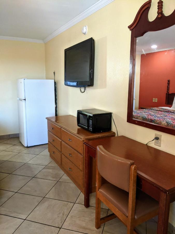 Lake Houmas Inn Екстериор снимка