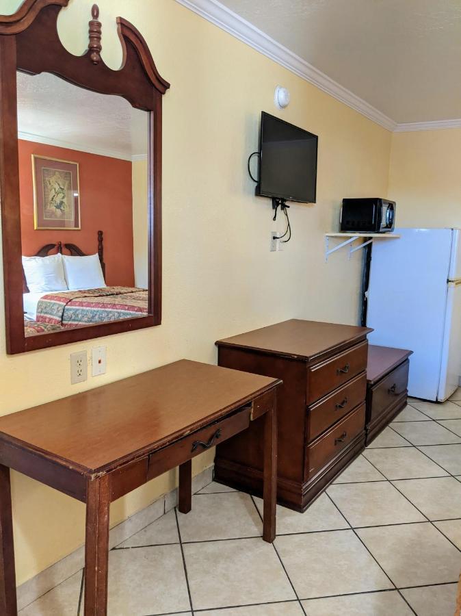Lake Houmas Inn Екстериор снимка